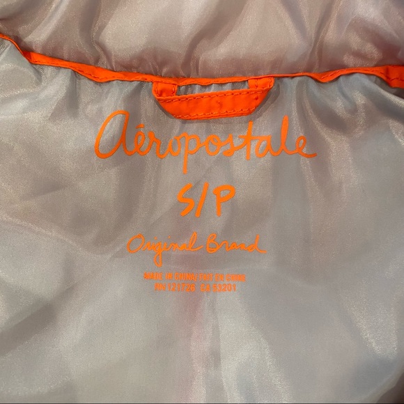 Abercrombie & Fitch puffer vest layered fall school casual Friday gorpcore - Picture 5 of 6